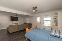 Stunning A-Frame on Main Water of Cedar Creek Lake