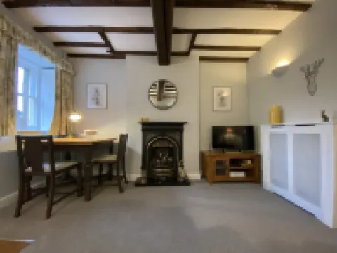 2 Victoria Cottages - Cosy Grade II Listed Cottage