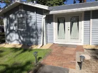 Old Floridian cottage in Historic Gulf Village Hoteles en Englewood