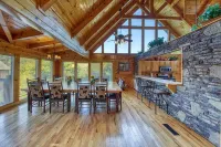 Views! Sleeps 16! 4Bed 4Bath. 5 Min to Pigeon Forge!