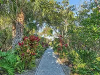 Tennis resort Townhome on longboat key by the Sea. Family and pet friendly Hotels near Longboat Key