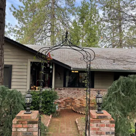 Glenbrook House with High Speed Internet