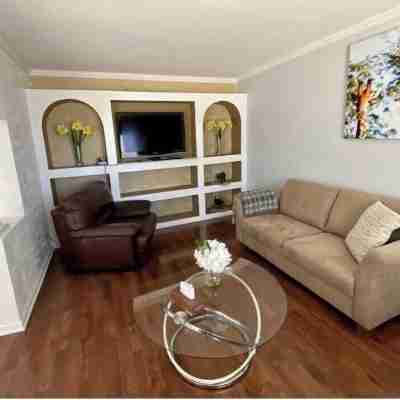 Charming Big 4 Bedroom Home In Lake Villa Others