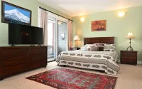 Casa Moonlight Two - Ski in/Out - Direct to Iron Horse Lift - 2 Bed 2.5 Bath
