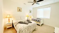 Sequoia Riverway Retreat, Visalia Central Home 4BR, 2.5 BTH. 45 mins to Sequoia