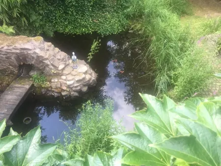 Ehemals zur Heimburg Gehörendes Kutscherhaus in Ruhiger Ortsrandlage Отели в г. Нидерхаймбах