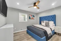 Hidden gem in quiet neighborhood with pool