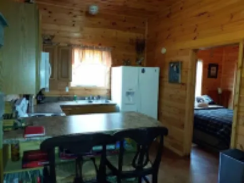 Collier Cabin in Pine Hollow ~ Eminence, MO