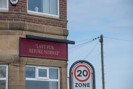 The Elderton, Newbiggin by the Sea, Northumberland.  3 minutes walk to the beach
