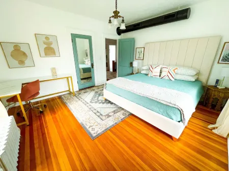 Boutique B&B | Flor de Leon Historic Home Отели в г. Джоплин