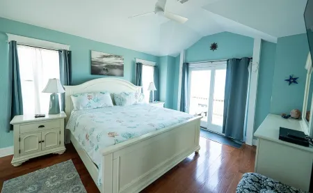 Oceanfront Luxury Home w/ Private Pool, Hot Tub, Game Room & More!