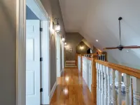 GORGEOUS HOME w/FANTASTIC VIEWS-10 MINS TO CAMDEN! Hotels in Lincolnville