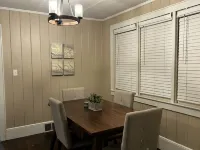 Spacious Country Comfy Living in Yadkin Valley Wineries, Askew Winery, Downtown! 에드워즈 호텔