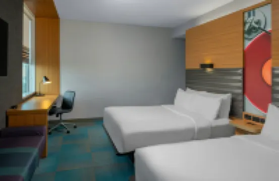 Aloft Green Bay