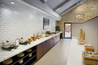 Residence Inn Dallas Addison/Quorum Drive - breakfast