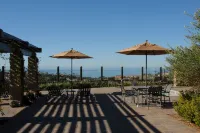 Panoramic Ocean View-No Stairs-King Bed-Walkin shower, 24hr Manned Sec. Gates