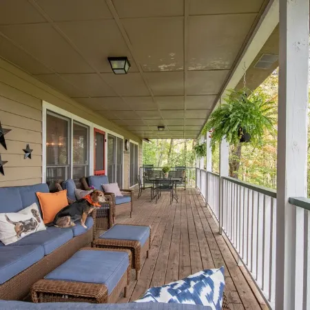 Perfect Upscale 2/2 Indoor/Outdoor Living 4100 elv. 0.8 mi to Main St. New HVAC
