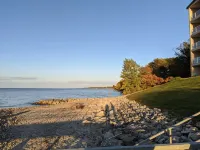 Lake Erie-Sistible Condodirect Walk Out to Beautiful Lake Erie