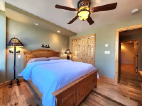 Book 4 Nights & Get 5th Night Free Thru 5.15,26.  Lake View Brockway Spgs 3 Bdr Hotels in Kings Beach