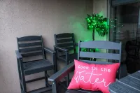 NO STAIRS!  AMAZING LAKE VIEW!  Just two miles from Silver Dollar City!