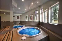 2 BR Updated Condo-Mountain View! Excellent location, views & value!