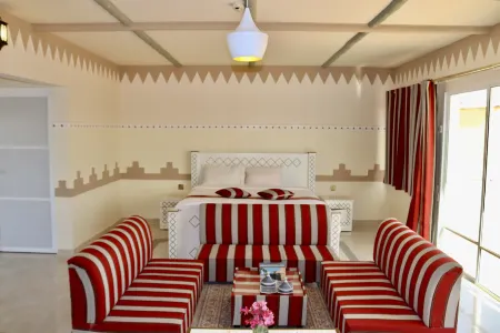 Golden Palm Oasis - Royal Palm Suite Отели в г. Wahiba Sands