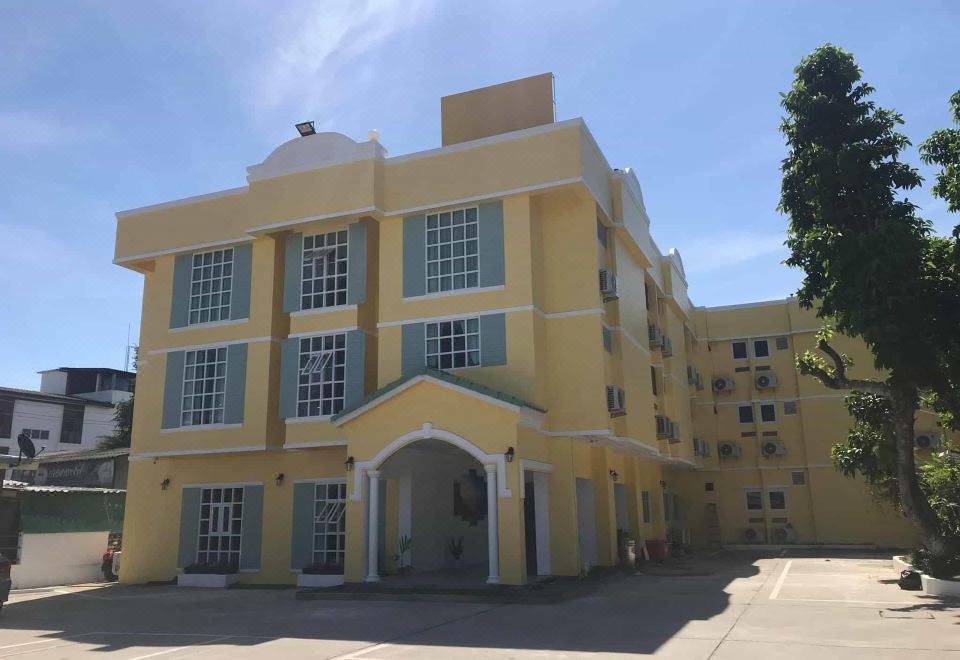 hotel overview picture