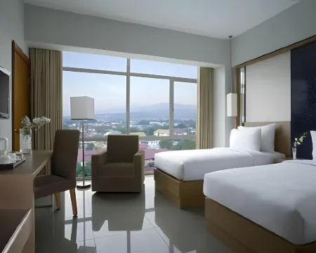 Hotel Santika Palu Hotels in Palu