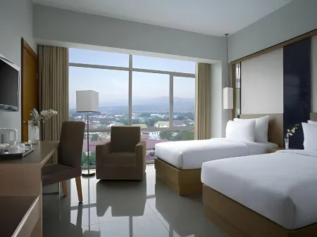 Hotel Santika Palu