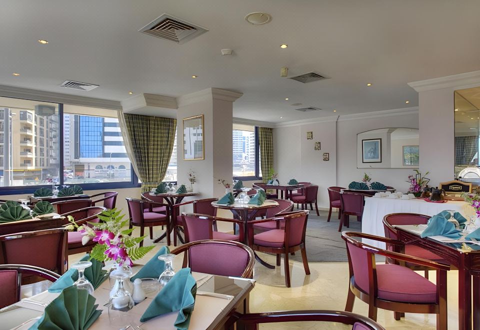 2. 알 디아르 미나..