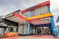 RedDoorz Syariah Near RS Mata Padang Hotels in West Padang