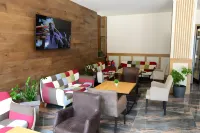City Plaza Hotels in Prawez