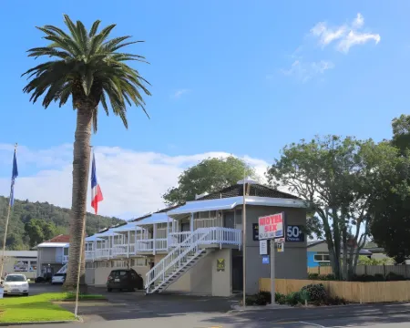 Motel Six Hotels in Whangarei