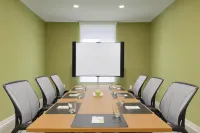 Home2 Suites by Hilton Canton Hotels in Plain Township