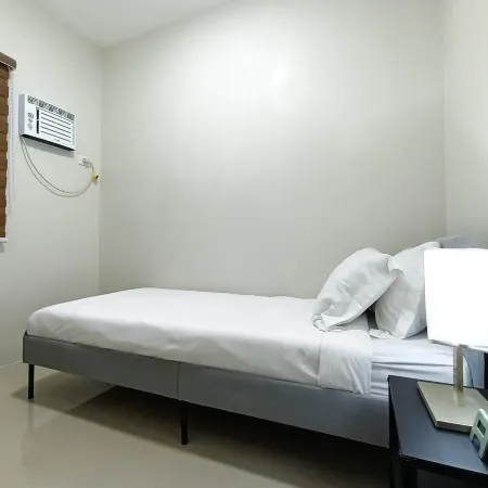 Manzil Anilao Cosy 2 Bedroom Apartment U2