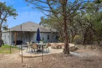 Minutes from Canyon Lake! Custom 3 Bedroom Home W/ Fire Pit. Perfect Location!