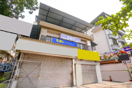 FabHotel 24 7 Residency