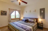 Luxe Cabin w/Hot Tub & Mtn Views