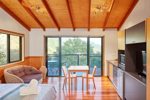 Dayboro Cottages - Villas