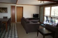 Sunset Lodge - Hardwicke Bay Hotels in Warooka