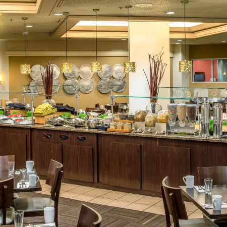 DoubleTree by Hilton Portland, OR