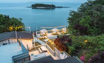 Taean Stay Monday Pension