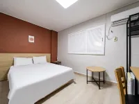 Taean Dongmun Motel 泰安小电影院附近的飯店