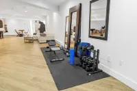 Lakefront Paradise: Views, Heated Pool, Games! Summer & Winter Fun For Everyone! - Gym