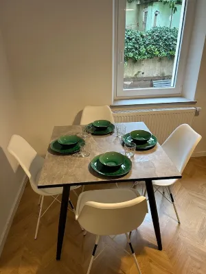 Neu 2-zimmer Zentrumslage Schwabach Nürnberg Roth Hotels in Schwabach