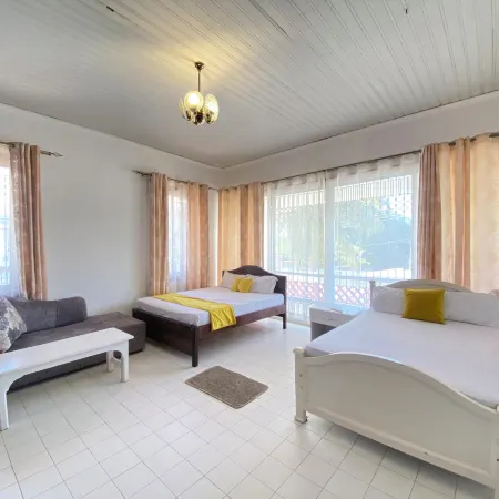 Jim Holiday Homes