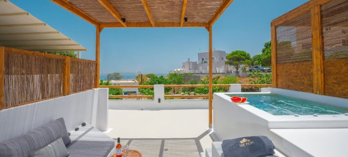 Tre Fiori - The Retreat Suites Hotel a Fira