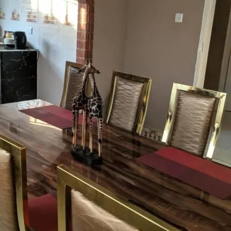 Seven Palms Executive Lodge