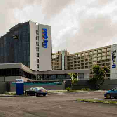 Park Inn by Radisson Libreville Hotel Exterior