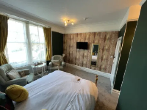 Kirkwood Guest House